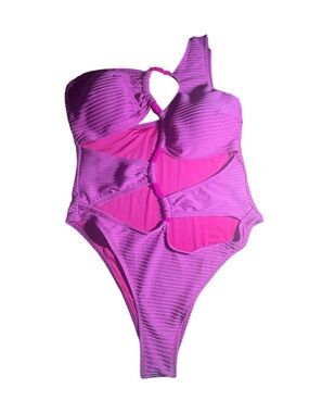 Michelle Cutout 1 Piece Swim Suit (2X) 
Fashion Nova